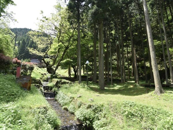 質志鐘乳洞公園（しづししょうにゅうどう公園）